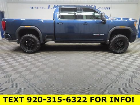 Used 2023 GMC Sierra 2500 AT4 w/ AT4 Premium Plus Package image 3