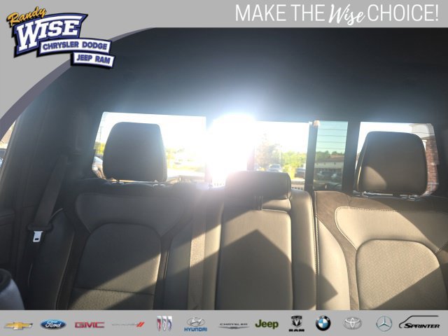 Used 2023 RAM 1500 Laramie AWD/4WD image 36