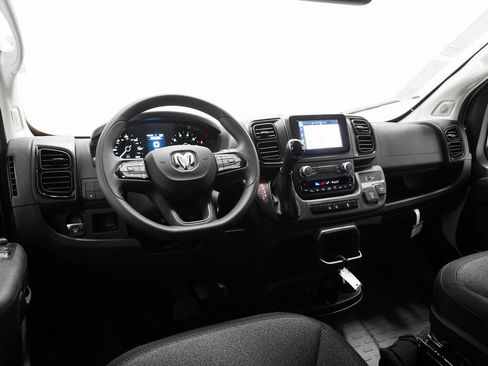 Used 2025 RAM ProMaster 1500 w/ Convenience Group image 20