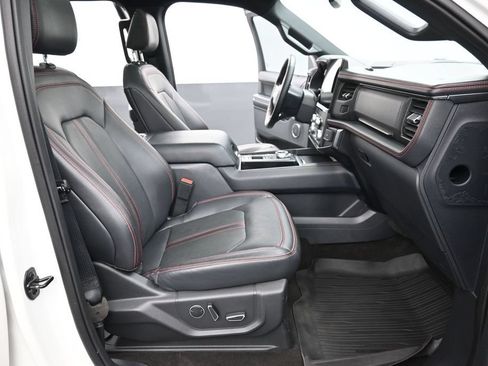 Used 2023 Ford Expedition Limited RWD image 16