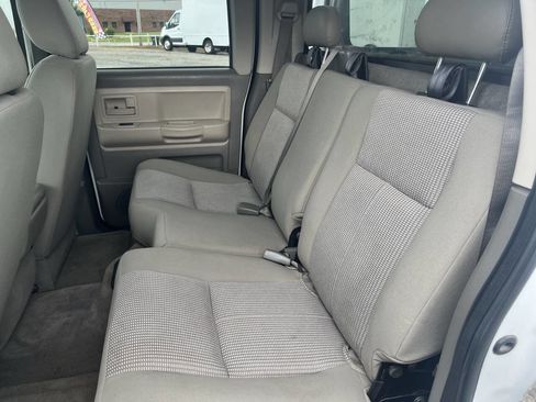 Used 2011 Dodge Dakota Big Horn RWD image 7