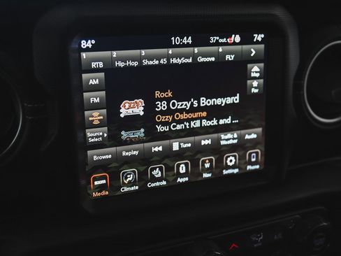 Used 2023 Jeep Wrangler Unlimited Sahara w/ Cold Weather Group image 23