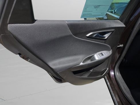 Used 2020 Chevrolet Malibu LS image 19