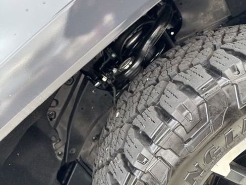 Used 2025 Toyota Tacoma SR5 image 22