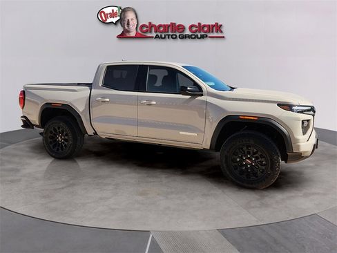 New 2026 GMC Canyon Elevation image 6