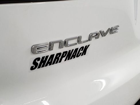 Used 2025 Buick Enclave Preferred image 25