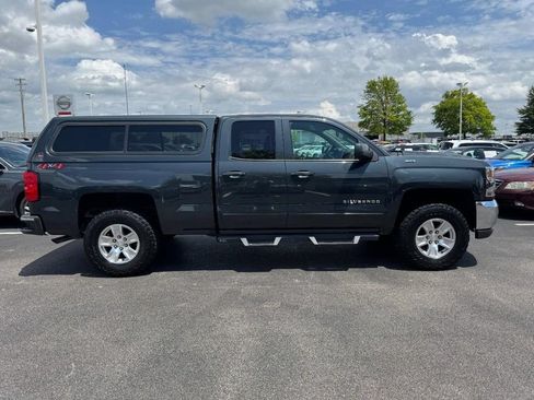 Used 2019 Chevrolet Silverado 1500 LT AWD/4WD image 2