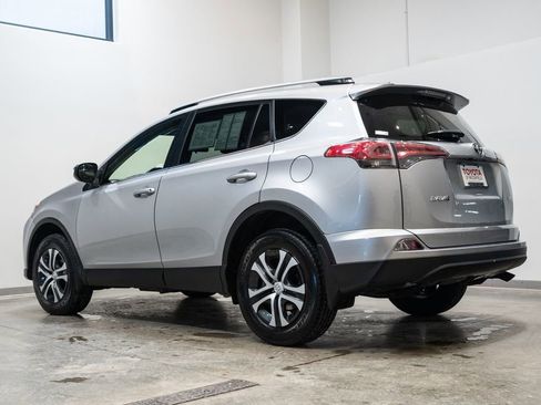 Certified 2018 Toyota RAV4 LE image 6