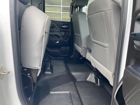 Used 2019 Chevrolet Silverado 2500 W/T AWD/4WD image 25