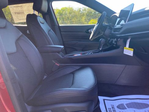 New 2025 Jeep Compass Latitude w/ Altitude Special Edition image 18