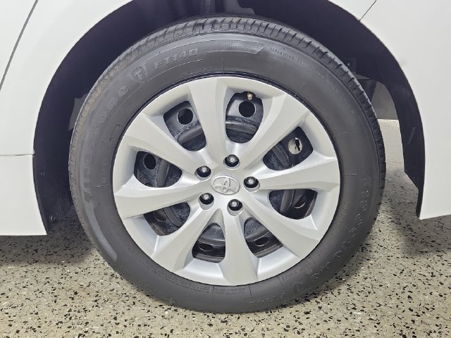 Used 2024 Toyota Corolla LE FWD image 8