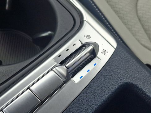 New 2026 Kia Carnival SX Prestige image 16