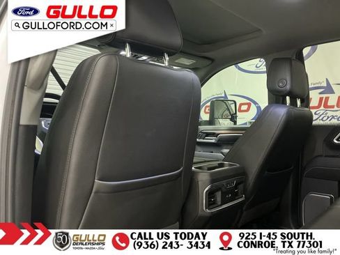 Used 2024 GMC Sierra 2500 Denali w/ Denali Reserve Package AWD/4WD image 16