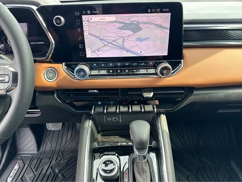 New 2026 GMC Canyon AT4 w/ AT4 Premium Package image 12