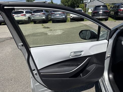 Certified 2022 Toyota Corolla SE image 38