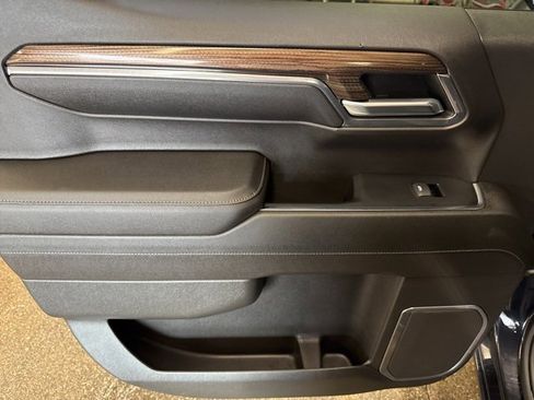 Used 2023 Chevrolet Silverado 1500 LT image 20