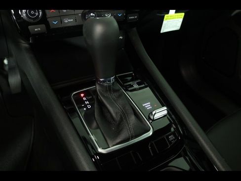 New 2026 Jeep Compass Limited image 19