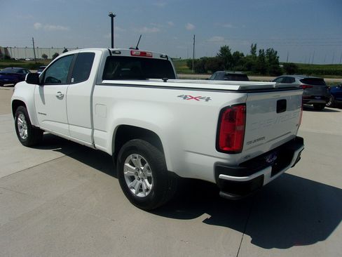 Used 2022 Chevrolet Colorado LT w/ Fleet Safety Package AWD/4WD image 7