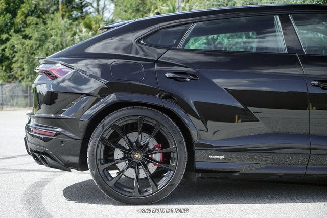 Used 2024 Lamborghini Urus S AWD/4WD image 10
