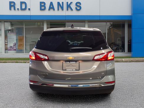 Used 2018 Chevrolet Equinox LT image 4