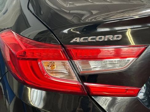 Used 2019 Honda Accord LX image 32