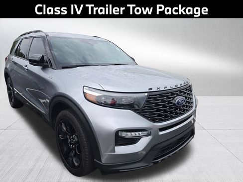 Used 2024 Ford Explorer ST-Line w/ Class IV Trailer Tow Package AWD/4WD image 5