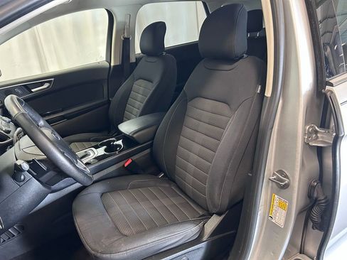 Used 2017 Ford Edge SEL FWD image 8