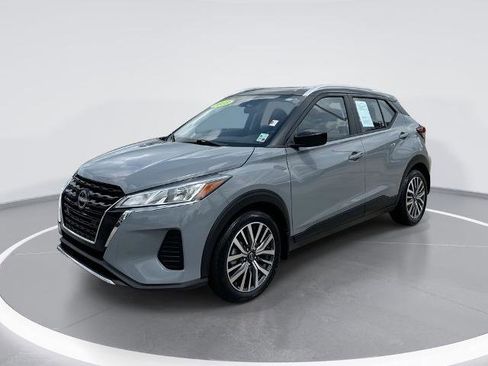 Certified 2023 Nissan Kicks SV FWD image 1