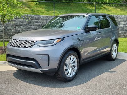 New 2025 Land Rover Discovery S
