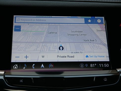 Certified 2024 Cadillac XT6 Premium Luxury AWD/4WD image 17