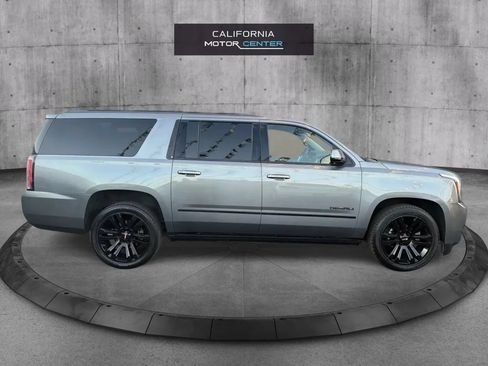 Used 2019 GMC Yukon XL Denali w/ Denali Ultimate Package AWD/4WD image 4