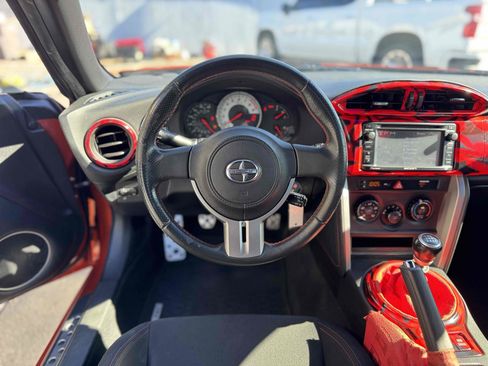 Used 2015 Scion FR-S image 14