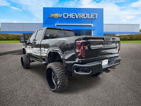 Used 2021 GMC Sierra 2500 Denali w/ Denali Black Diamond Edition image 5