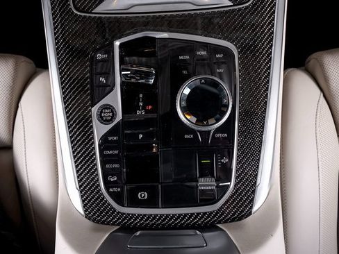 Used 2024 BMW X7 M60i w/ Executive Package image 49