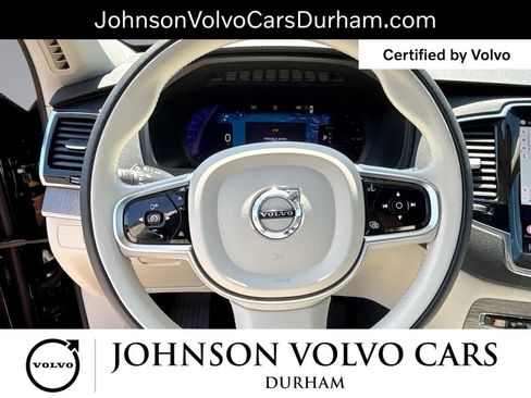 Used 2023 Volvo XC90 T8 Plus w/ Protection Package Premier AWD/4WD image 12
