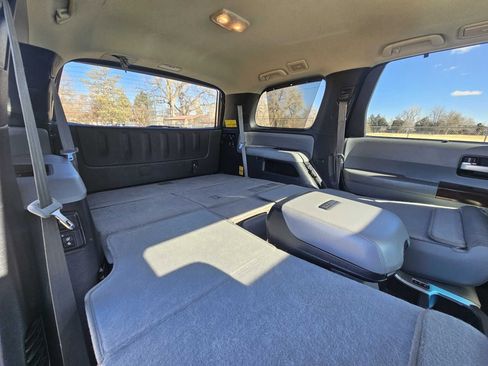 Used 2012 Toyota Sequoia Platinum image 43