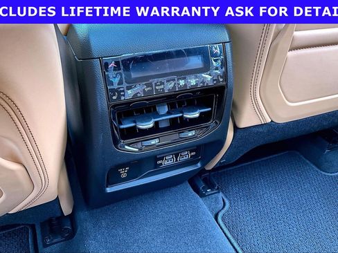Used 2022 Jeep Grand Cherokee Summit AWD/4WD image 29