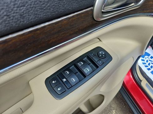 Used 2014 Jeep Grand Cherokee Limited w/ Luxury Group II AWD/4WD image 11