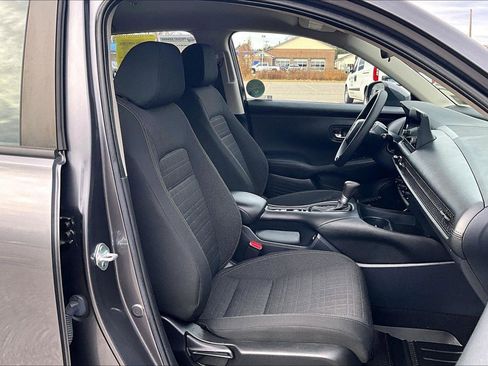 Used 2023 Honda HR-V LX image 7