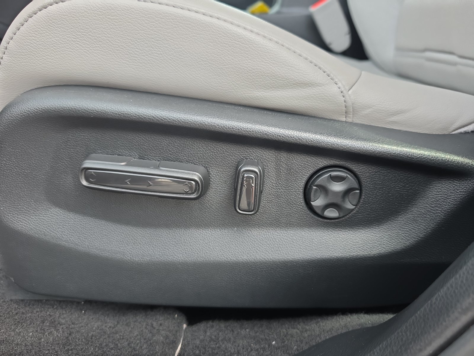 Used 2019 Honda CR-V EX-L image 16