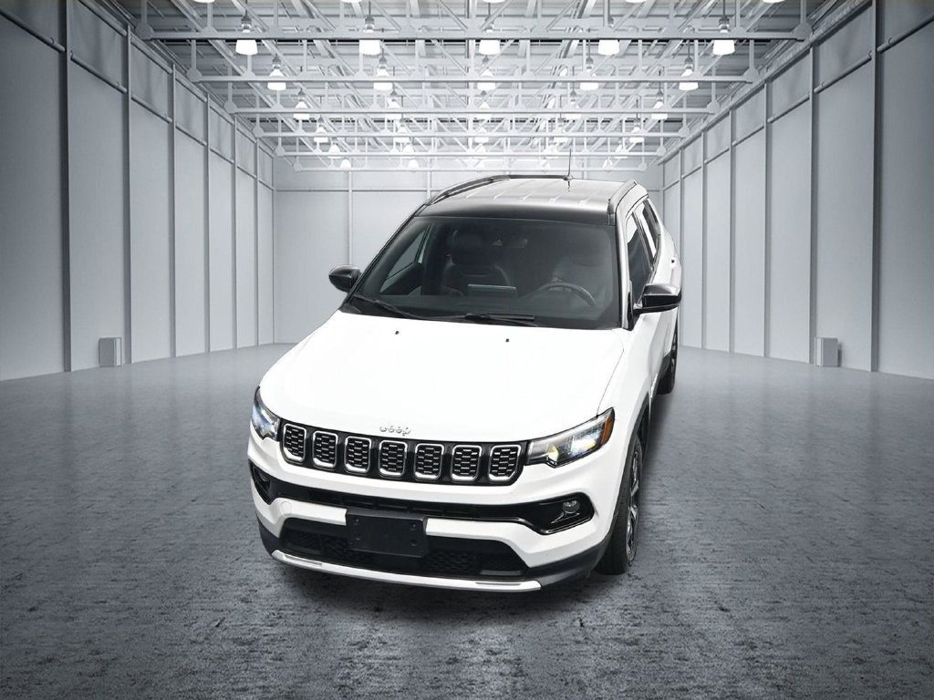 Used 2025 Jeep Compass Limited AWD/4WD image 16