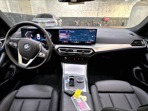 Used 2024 BMW i4 eDrive35 w/ Premium Package RWD image 17