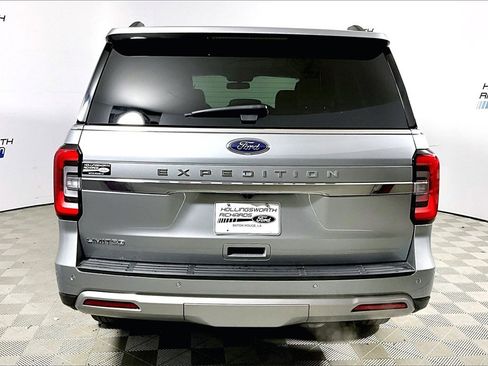 Used 2024 Ford Expedition Limited image 4