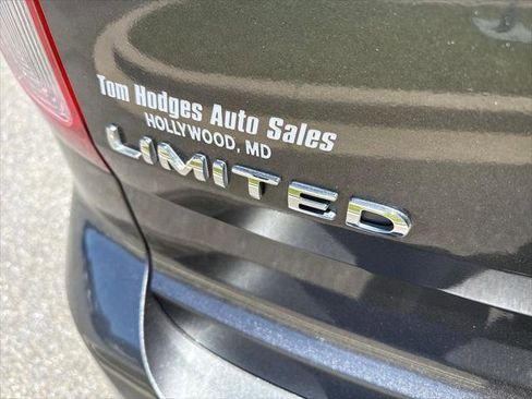 Used 2015 Ford Explorer Limited w/ Equipment Group 301A AWD/4WD image 7