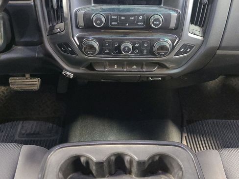 Used 2015 Chevrolet Silverado 2500 LT w/ LT Convenience Package image 11
