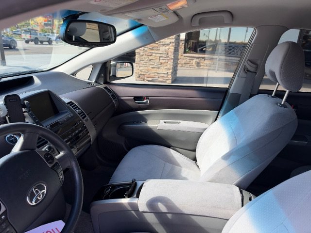 Used 2005 Toyota Prius w/ Pkg 6 FWD image 19