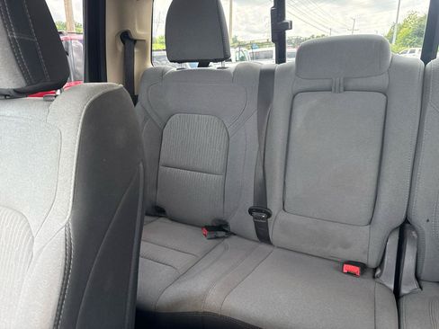 Used 2020 RAM 1500 Big Horn AWD/4WD image 10