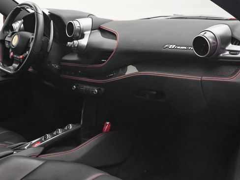 Used 2021 Ferrari F8 Tributo image 17