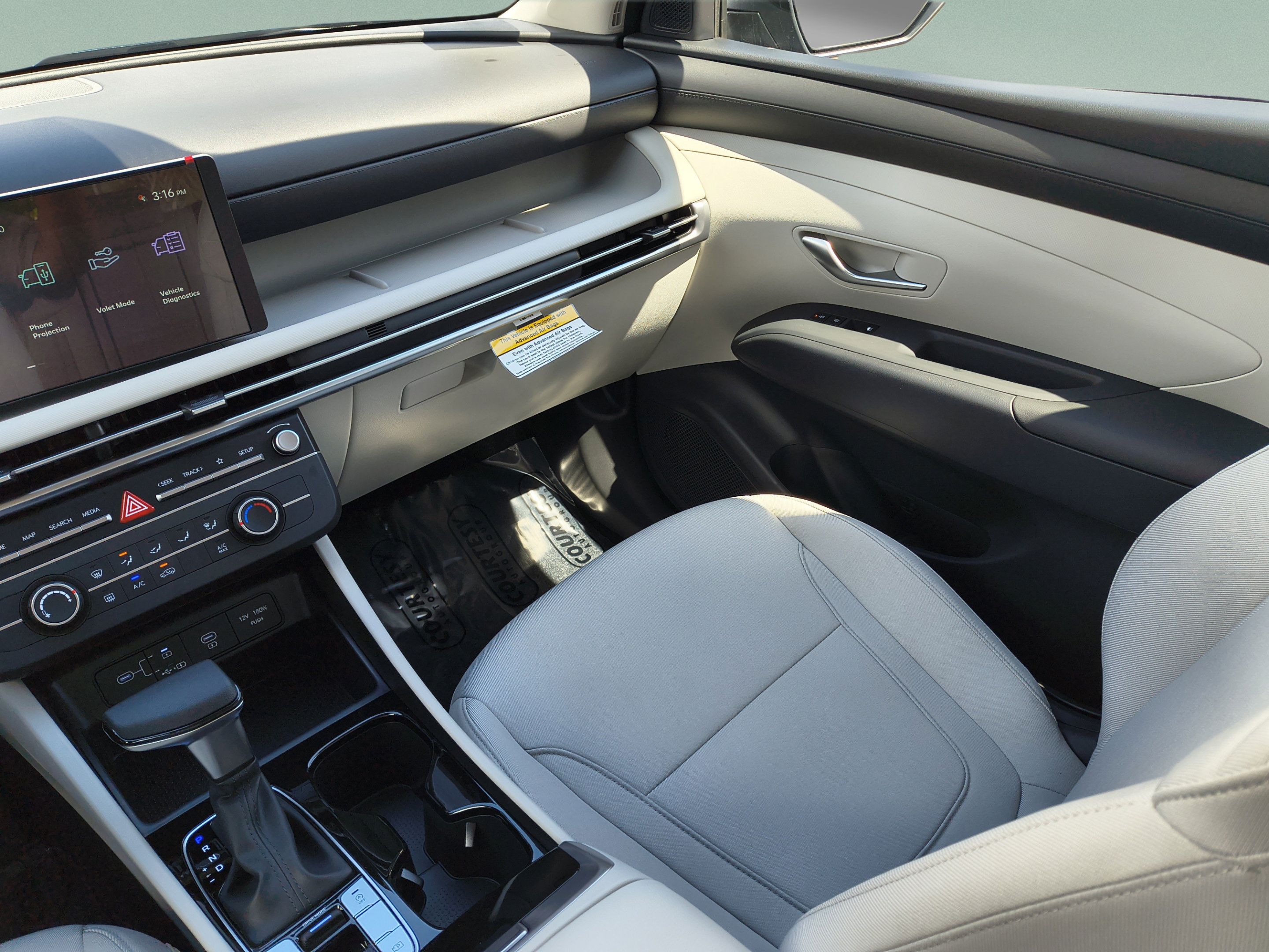 New 2026 Hyundai Tucson SE FWD image 13