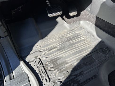 Used 2020 Ford F150 XLT w/ Equipment Group 302A Luxury image 17